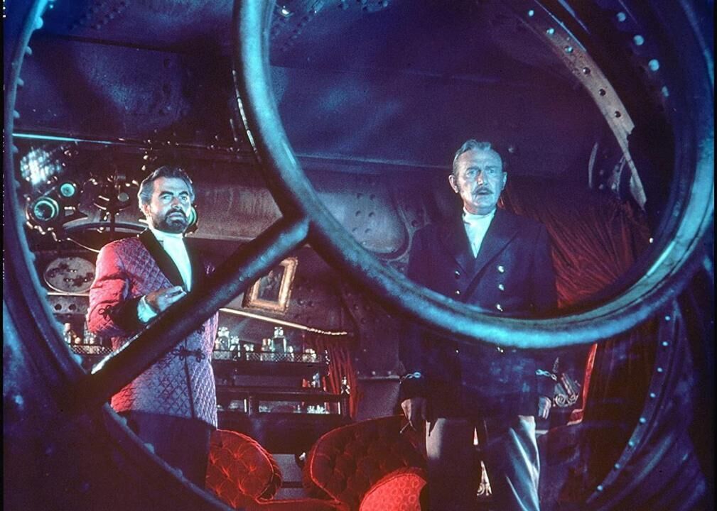 #50. 20,000 Leagues Under the Sea (1954)